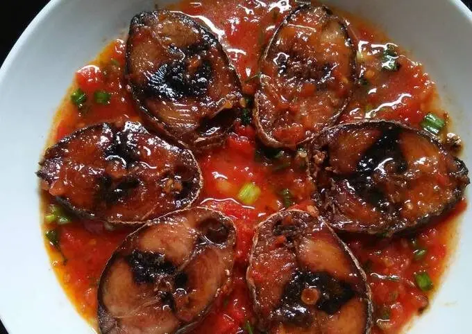 CÁ NGỪ CHIÊN SỐT CÀ